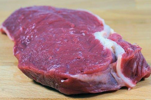 Steaks économiques: boeuf nourri à l'herbe 